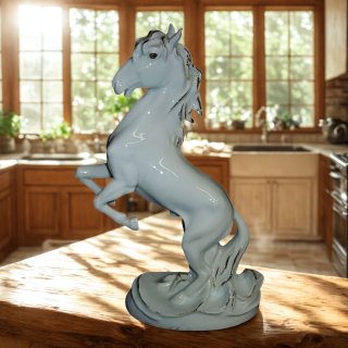 Antike Karl Ens Pferde Skulptur aus Porzellan – Modell 6031, Aufsteigender Wallach, ca. 25 cm