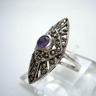 Noblesse  Silber Amethyst Jugendstil Navette Ring mit Markasit