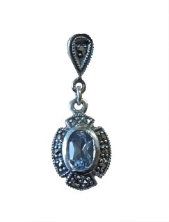 925 Silber Jugendstil Anhänger mit Blautopas an Kette