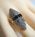 Noblesse Silber Jugendstil Navette Ring mit Markasit + Onyx