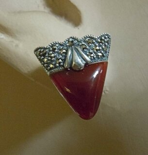 Art Deco Dreieck Silber Ohrstecker Ohrringe mit Karneol und Markasiten