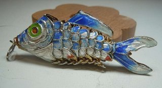 Wackelfisch Gliederfisch Cloisonné Emaille-Arbeit aus China.30er Jahre