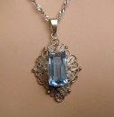 Vintage 800 Silber Anhänger mit Blautopas Filigranschmuck an Kette um 1935