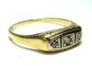 Feiner 585 Gold Ring mit 3 kleinen Diamanten RG 57