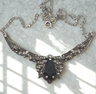 Jugendstil Collier aus 925 Silber mit Onyx & Markasit – Filigrane Handarbeit