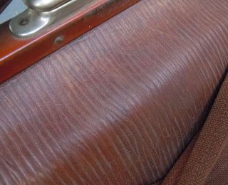 Antike Arzttasche Hebammentasche Leder mit Stoffberzug - sehr selten