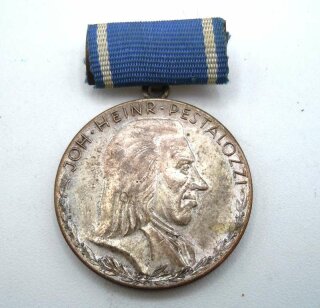 DDR Pestalozzi-Medaille für treue Dienste silber