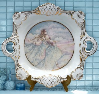 Carl Thieme Porzellan Henkelschale „Märchendame“ – Potschappel, handbemalt & Goldrand