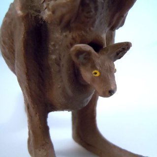 Knguruh - Ton Tierfigur handbemaltes Sammlerstck  50er Jahre