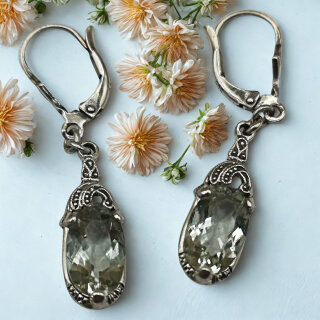 Art Déco Ohrschmuck aus 925 Silber mit grünem Amethyst – filigrane Handarbeit