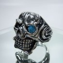 Hammer of Steel - sehr schwerer Totenkopf Deadhead Skull Ring Blue