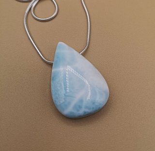 Edler, moderner Larimar Anhänger an 925 Silber Schlangenkette