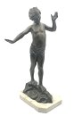 Statue eines balancierenden Jüngling / Knabe um 1930