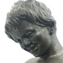 Statue eines balancierenden Jüngling / Knabe um 1930