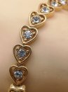 Vintage Herz Armband vergoldet  mit funkelnden Kristallen 18,5 cm