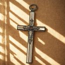 Viktorianisches Kreuz Anhänger aus Schaumgold mit...