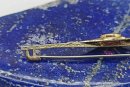 Antike Jugendstil Stabbrosche – Vergoldet mit ovalem Granat, 75 mm