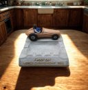 Seltener Vintage Keramik Aschenbecher mit Formel-1 Rennwagen – 1950er Jahre Design