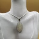 Edler Regenbogen-Mondstein Anhänger – Oval (35x20 mm) in 925 Silber inkl. 55 cm Panzerkette